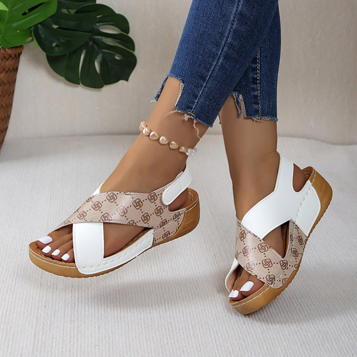 👡Women Summer Colorblock Wedge Sandals