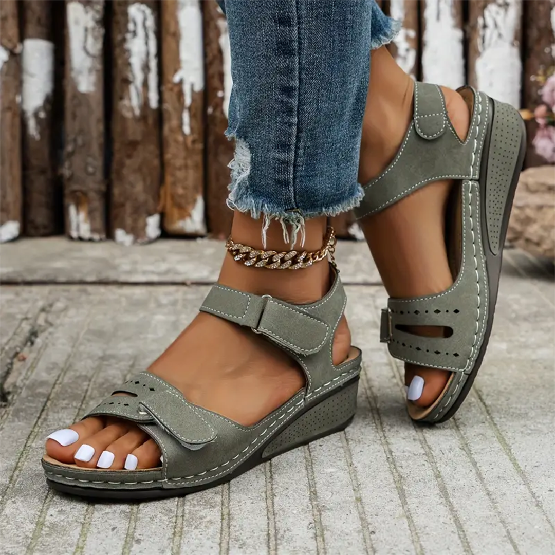 WOMEN LOOP ANKLE STRAP WEDGE SPORT SANDALS