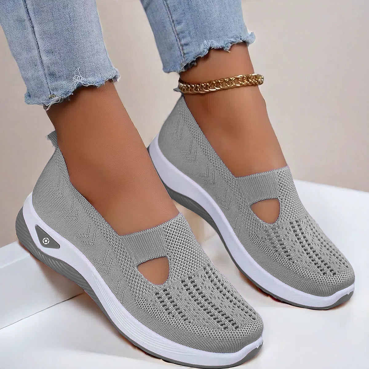 ⭐️Last Day 59% OFF Summer Promotion⭐️Women's Casual Orthopedic Walking Flats for Middle-Aged and Seniors