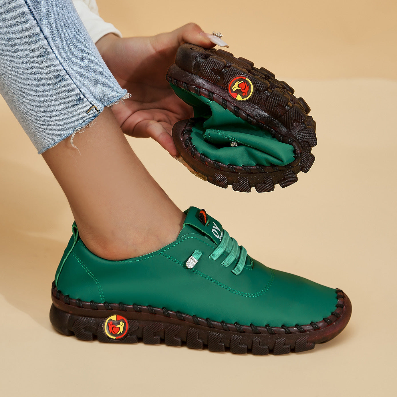 ✨5-Star Fall Sneakers✨Women's 2025 All-Season Low Top Lace-Up Sneakers Casual Shoes