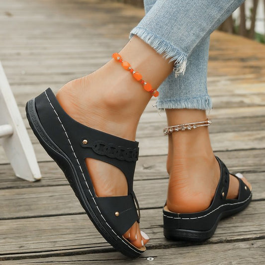 🍀Women Auspicious Pattern Hollow Lucky Wedge Sandals