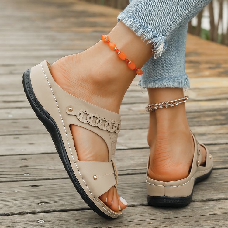 🍀Women Auspicious Pattern Hollow Lucky Wedge Sandals