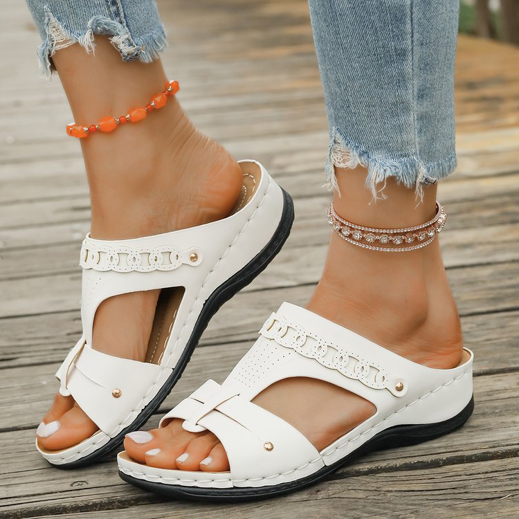 🍀Women Auspicious Pattern Hollow Lucky Wedge Sandals