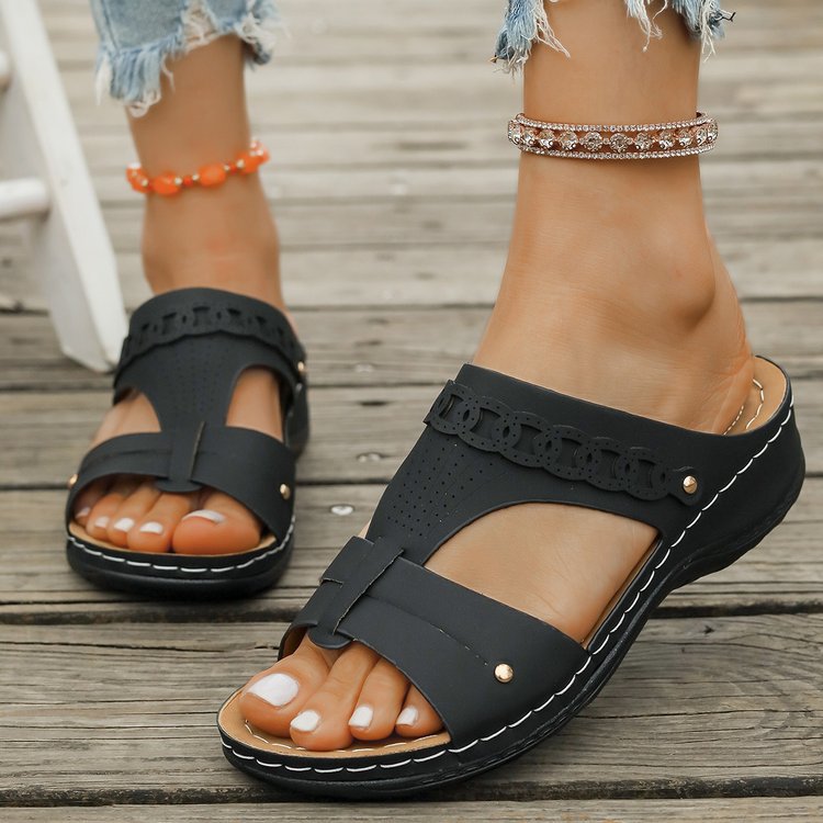 🍀Women Auspicious Pattern Hollow Lucky Wedge Sandals