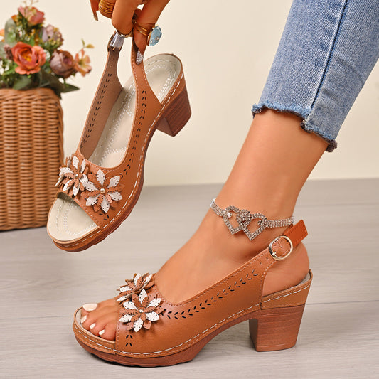 💐Women's Fashion Flower High Heel Casual Sandals