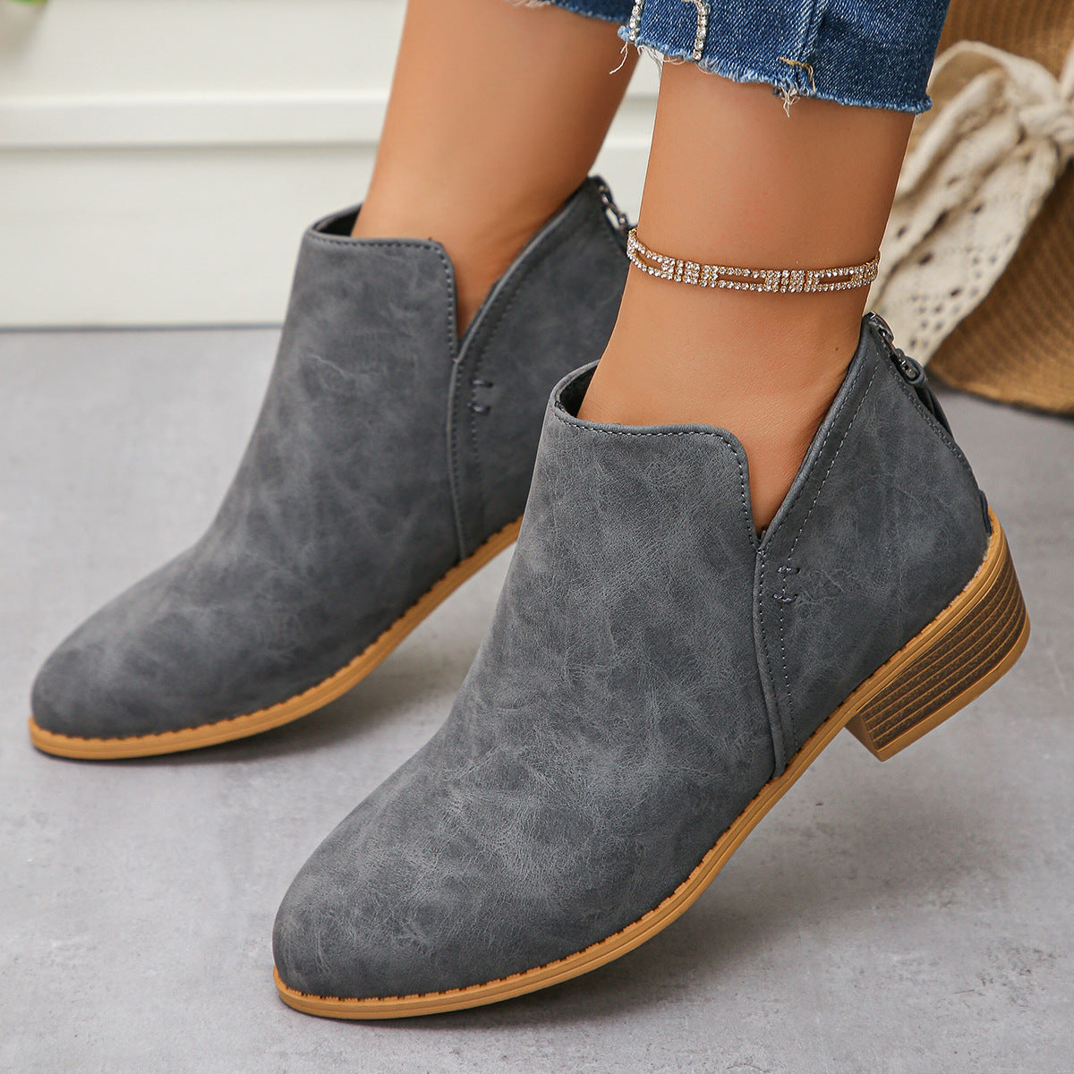 🔥Last Day 69% OFF🔥Women’s Comfort Walking Ankle Boots – Pointed Toe, Low Heel, Back Zipper Closure, Orthopedic Arch Support
